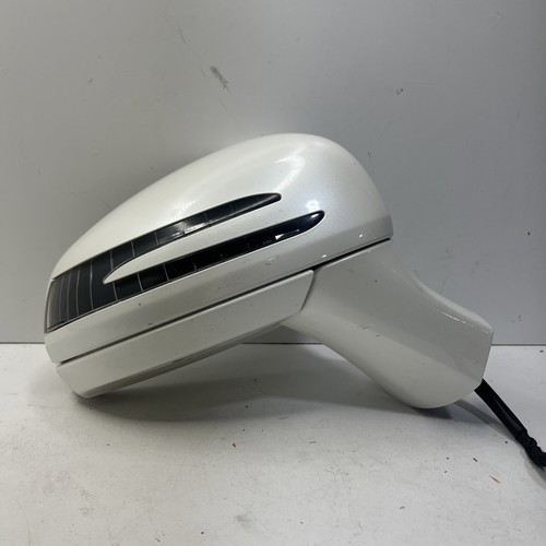 1216 Mercedes R172 SLK250350 Front Right Side Mirror Door Rear View OEM G2U