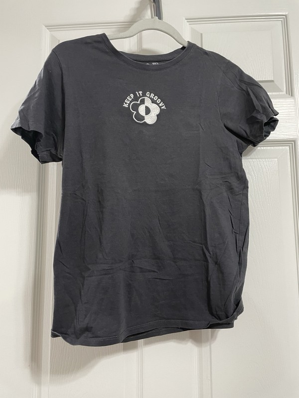 Cotton:ON Kids Dark Grey T-shirt, Size 13-14, Embroidered Flower Keep it Groovy