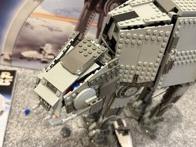 LEGO Star Wars (4483) AT-AT W/ Minifigs, Instructions & Box Excellent Condition