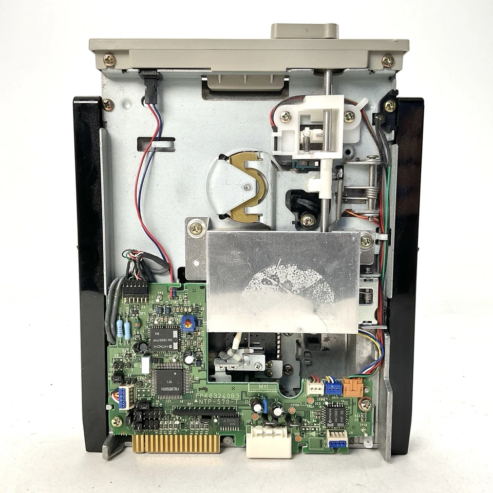 Unidad de disquete interna Hewlett Packard HP 0950-1974 5,25 pulgadas - Probada funcionando Foto 2 de 4