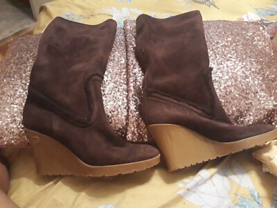 NEW GUCCI brown MERINO LAMBSKIN SHEARLING WEDGE BOOTS w/FUR  9B.