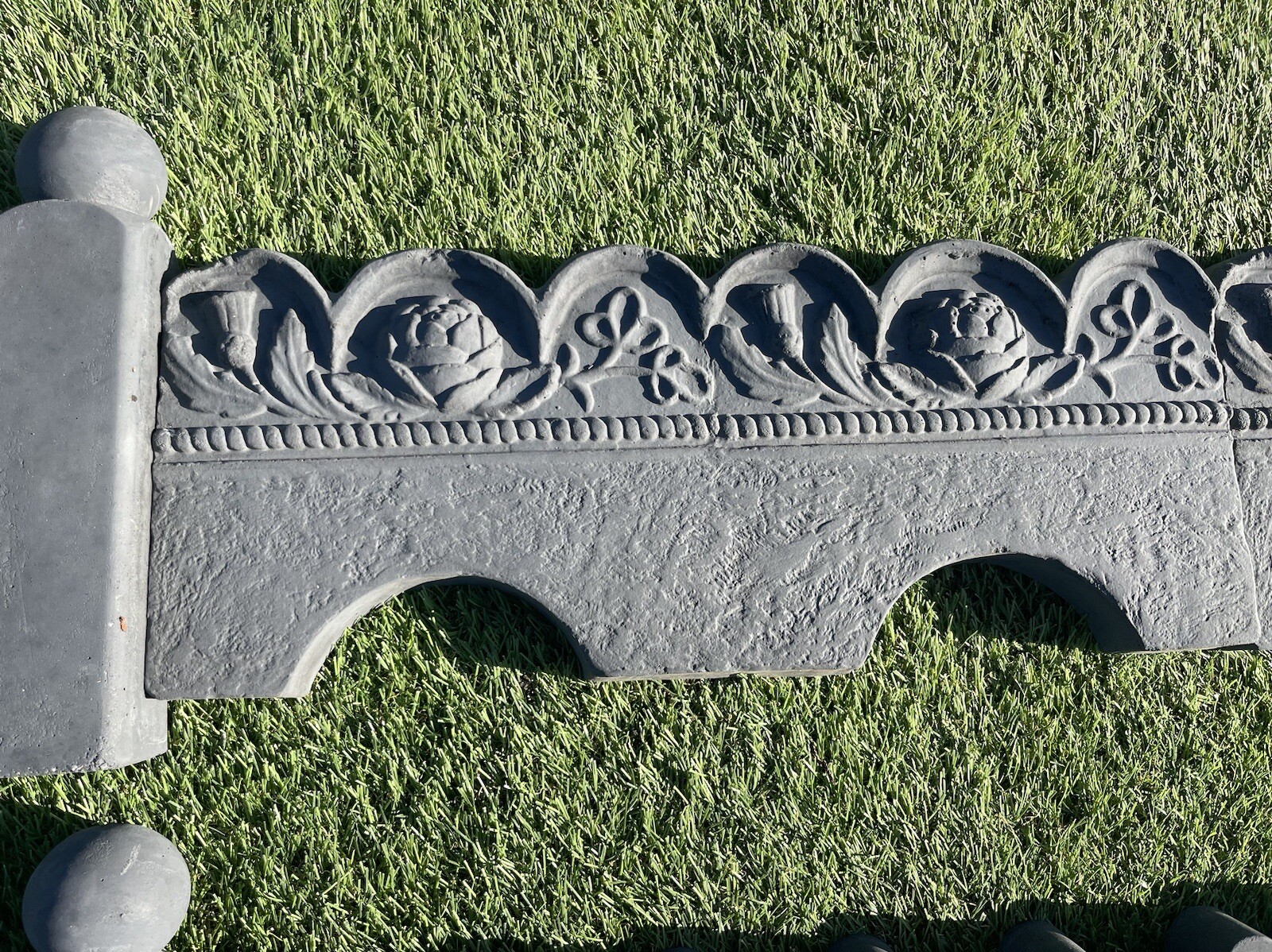 Rope Barely Twist Victorian Edging Patio Slab ,Grave Side ,Concrete