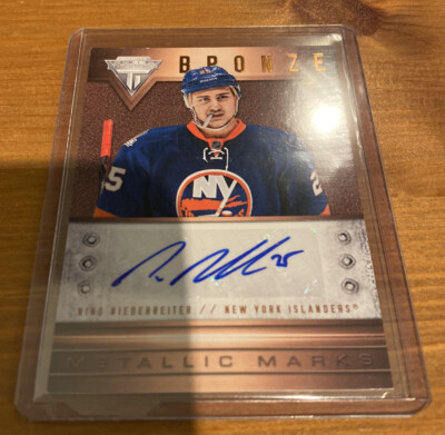 NYI Nino Niederreiter auto signature card Titanium Switzerland NHL