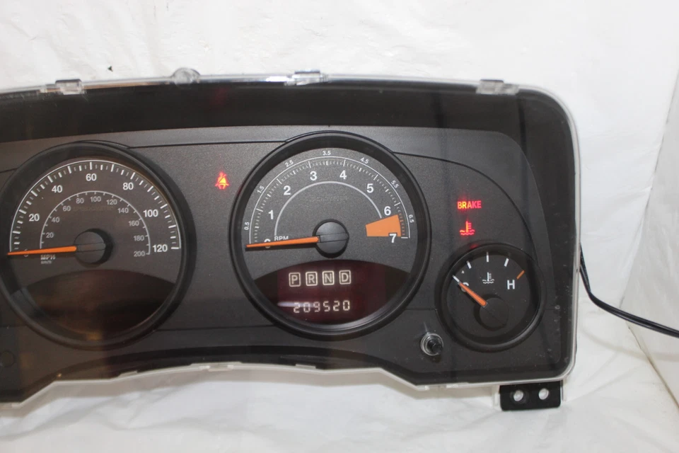 Cuadro de instrumentos velocímetro Jeep Compass/Patriot 2015 2016 2017 209.520 millas Foto 4 de 4