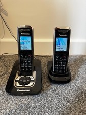 Panasonic KX-TG8421E two handset phone with answering machine