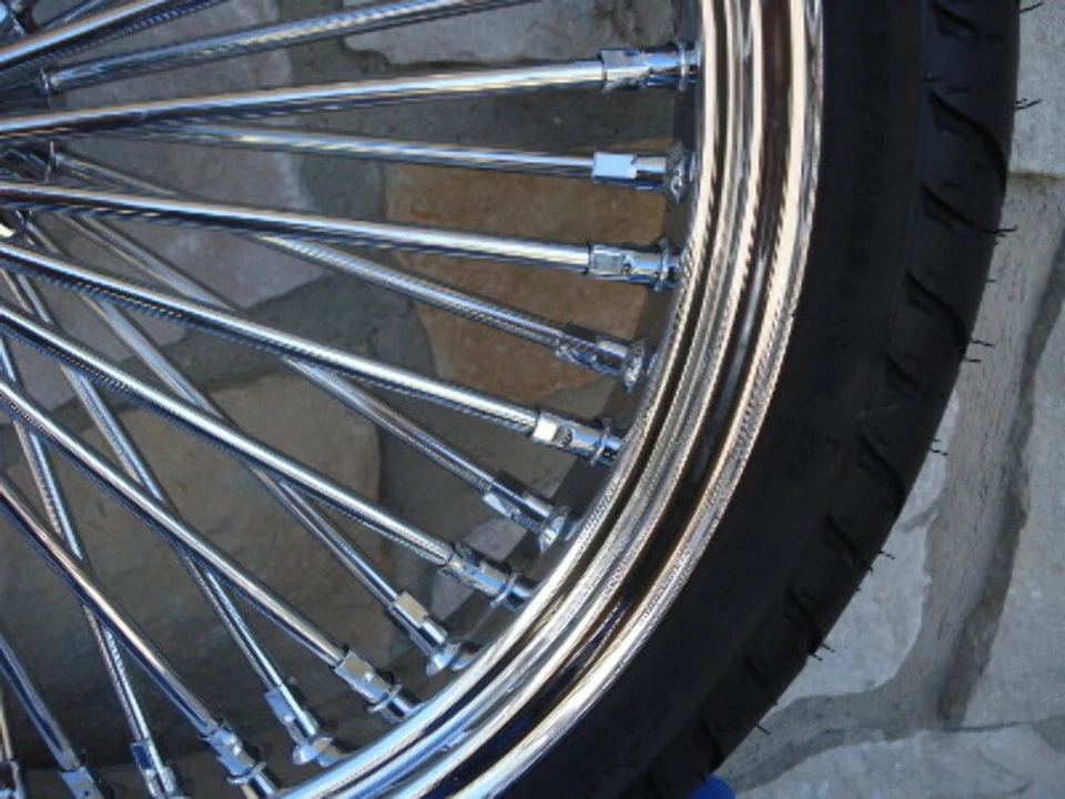 RUEDA DE RADIOS GRUESOS 21X3,5 CROMO 52 120/70-21 SHINKO BW NEUMÁTICO HARLEY BAGGER 00-07 Foto 3 de 4