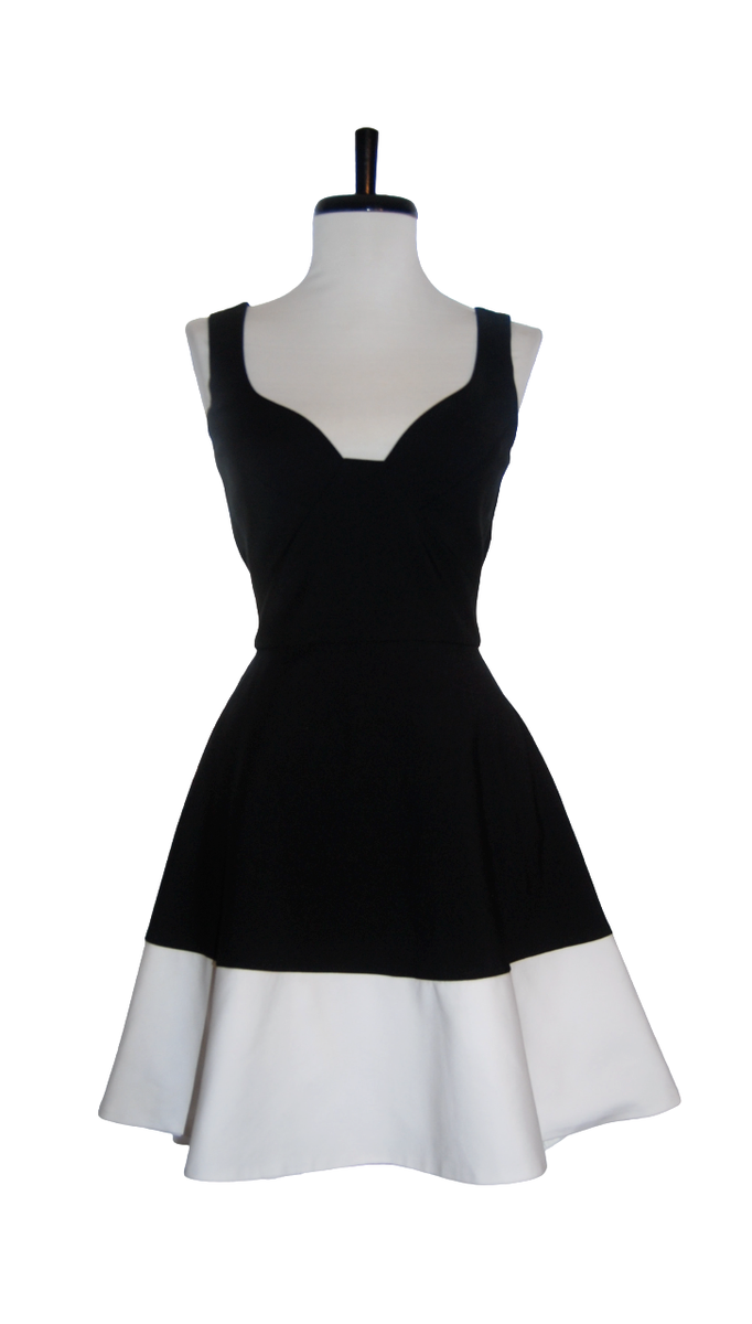 BLACK HALO Reese Fit and flare black white knit dress stretch