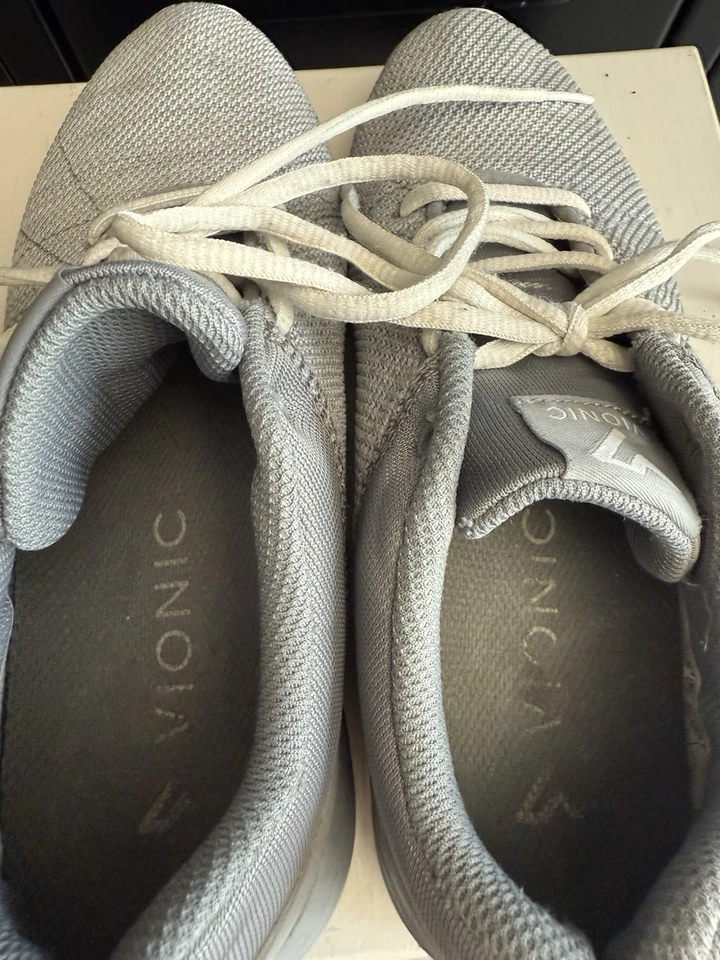 Женские кроссовки Vionic Shoes 7 серые Adley - Изображение 3 из 4