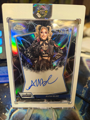 Topps 2026 Topps Chrome WWE Alexa Bliss Autogramm Seriennummer 10/10 Parallel