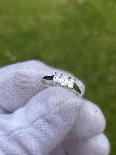 18ct W/G 0.69ct Three Emerald Cut Diamond Three Stone Ring, L1/2, Value £3000. - Picture 21 of 24