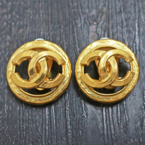 CHANEL Gold Plated CC Logos Round Vintage Clip Earrings #843c Rise-on