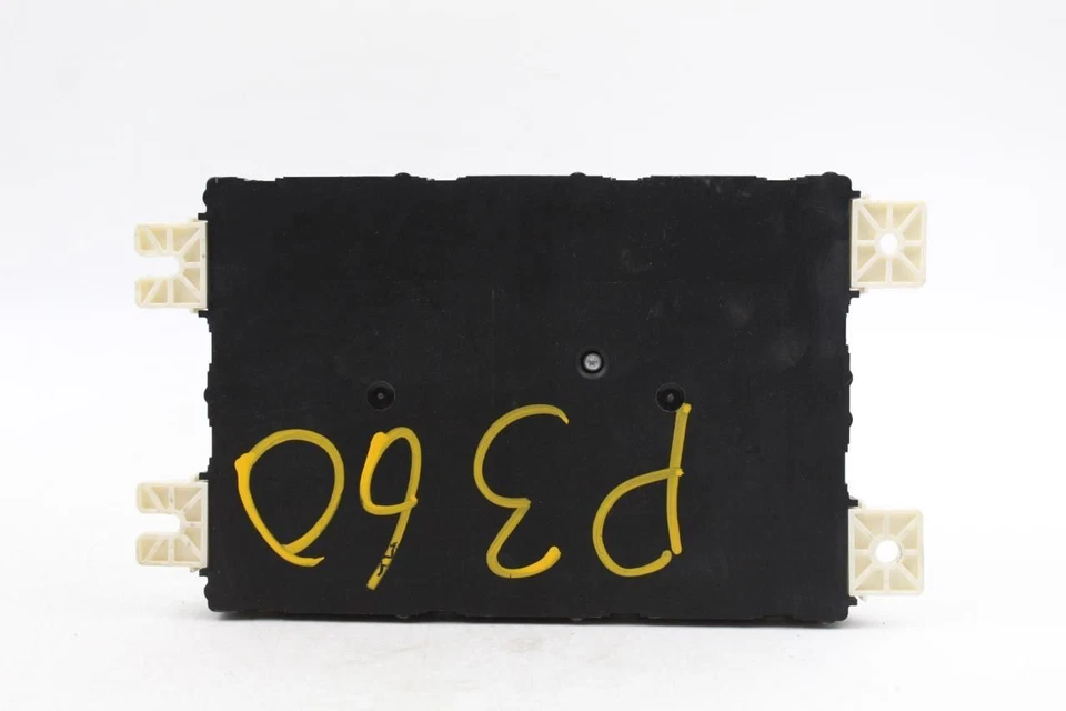 Chasis ECM Carrocería Control BCM Detrás Derecho Panel de Patada Dodge Challenger 33402 2020 Foto 2 de 4