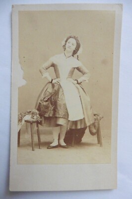 Foto CDV Tänzerin Fräulein Thibert oder Eltern Ballett Oper Paris Disdéri Tanz