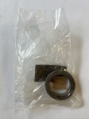 OEM 04-20 Nissan FRONTIER XTERRA TITAN Rear Axle Bearing Seal