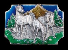 GREAT HORSE FAMILY GRAZING BELT BUCKLE BEAUTIFUL DETAILS BUCKLES NEW
