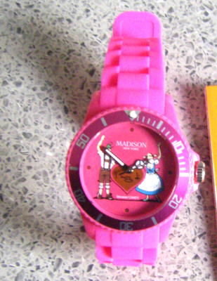 OKTOBERFEST MÜNCHEN-MADISON UHR-NEW YORK-FETZIGE UHR IN ROSA-PINK-in OVP- 2012-