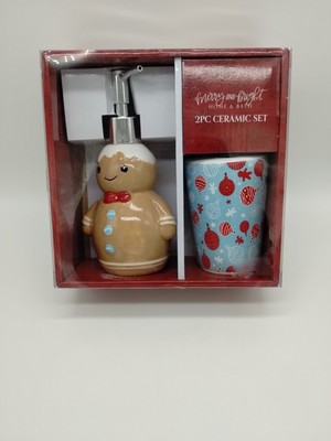 Set Merry & Bright Gingerbread Christmas Home & Bath Lotion Soap Pump Toothbrush