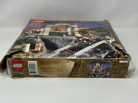 LEGO Harry Potter: Gringott's Bank (4714)  w/ Manual, Minifigs & Box