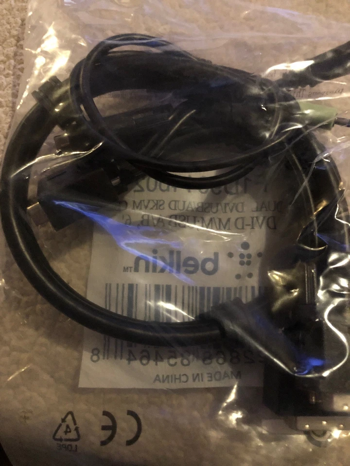 F1D9014b02 - Belkin Dual DVI USB audio 2’ kVM Cable - package or case - Image 2 of 4