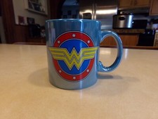 Wonder Woman DC Comics WW Large Shiny Blue Coffee Mug RARE DESIGN 