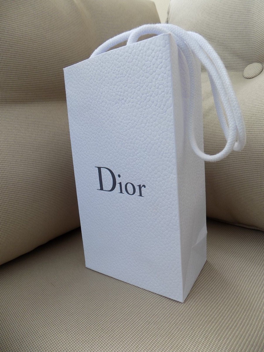 Dior ホワイトギフトバッグ 100個セット Dior ホワイトギフトバッグ 100個セット Dior ホワイトギフトバッグ
