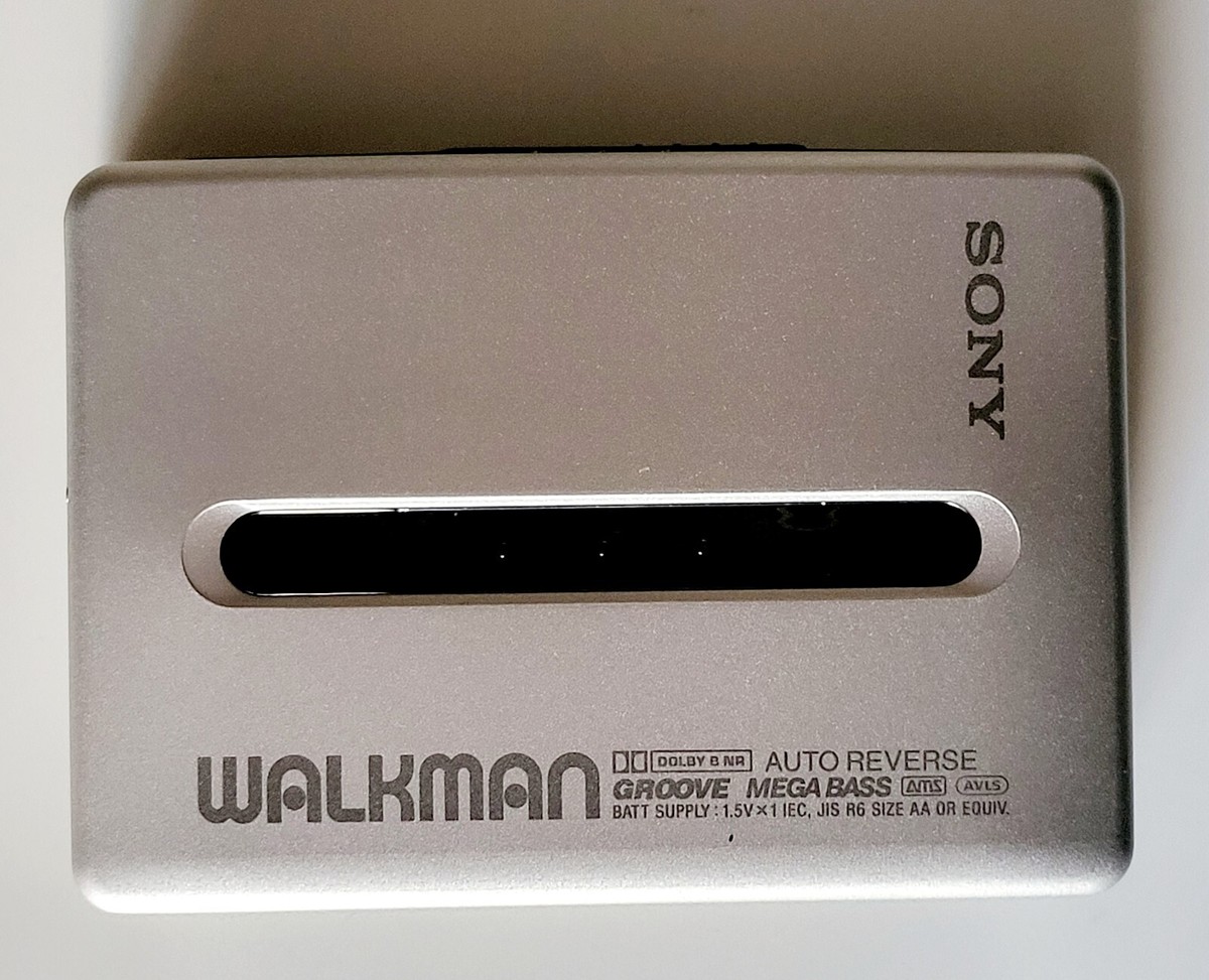 Super rare Sony Walkman Cassette Player WM-EX600 / 678 + LCD