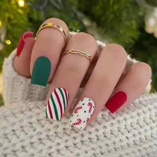 24pcs Christmas Press-On Square Medium Matte Nails Set, Red and Green Design