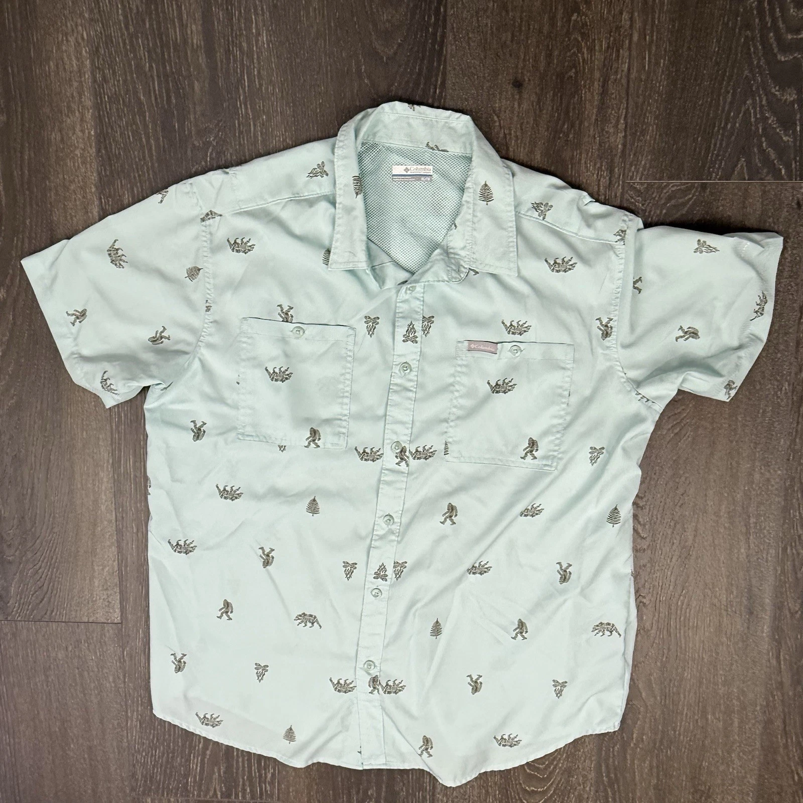 Columbia PFG Light Blue Bear Print Short Sleeve Fishing Shirt XL