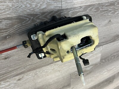 2014-2015 AUDI SQ5 3.0L - Automatic Shifter / Shift Assembly 8R1713041H