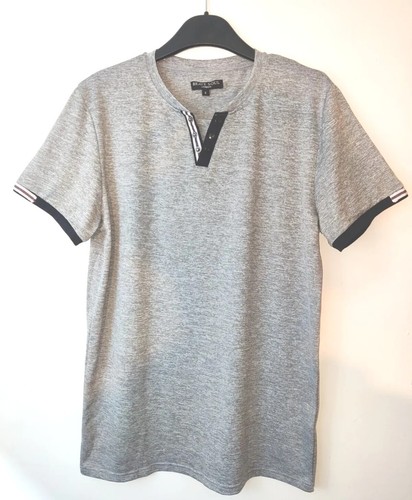 Brave Soul Grey T SHIRT Mens V-Neck Tee, Size Small, Regular Fit - Picture 2 of 8