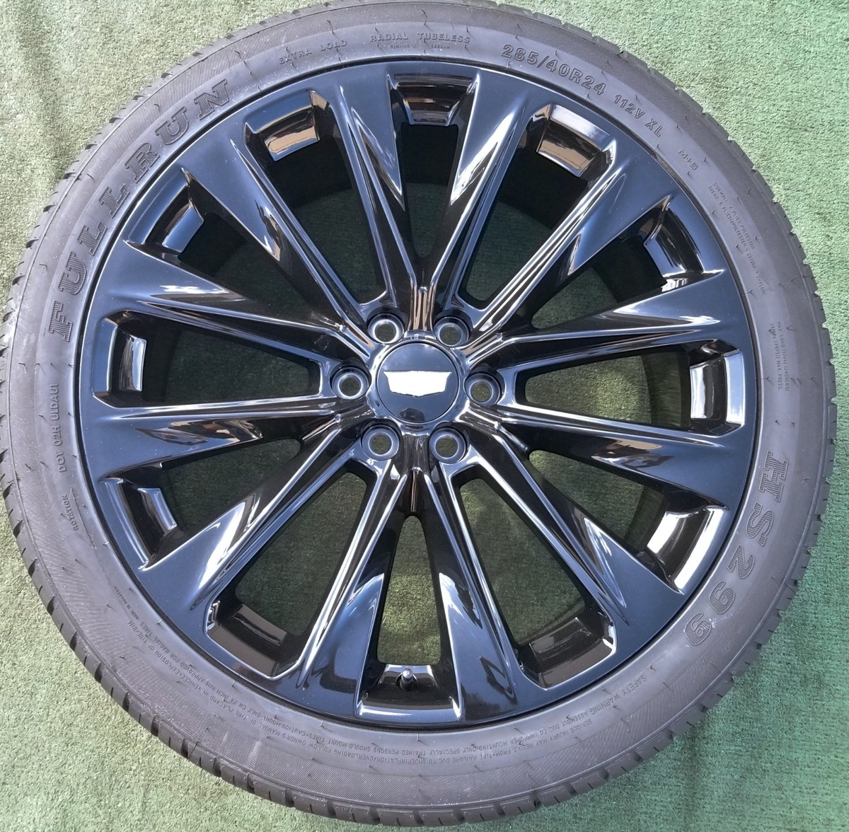 2026 24 inch Wheels Tires Cadillac Escalade V ONYX Ed OEM Factory