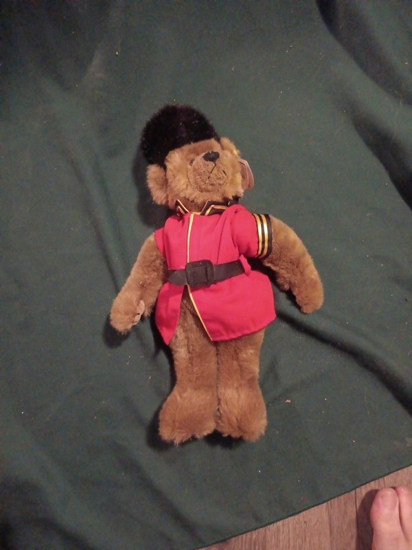 TY Attic Treasure Malcolm the Bear Royal Guard 14" Vintage 1993