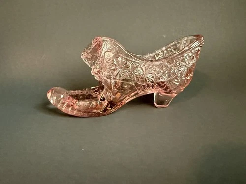 Vintage Fenton Pink rose Glass Daisy & Button Cat Head Shoe Slipper 5.5”