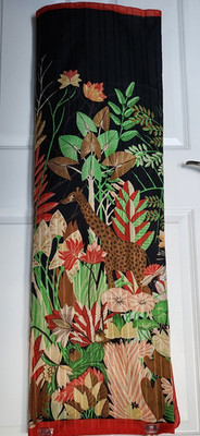 Laura Borghese Large sarong Scarf In Jungle Theme, Gren, Red And Black 60x45''