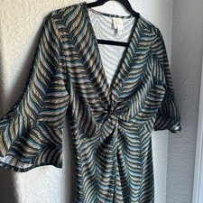 FIG AND FLOWER Womens Size Medium Bell Sleeve Retro  V  Neck Ruched Dress