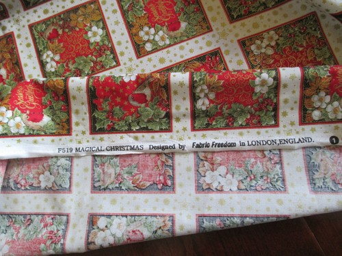 Cotton Fabric MAGICAL CHRISTMAS ROBINS 3" Squars Freedom Fabric London 23" x 44" - Bild 6 von 11