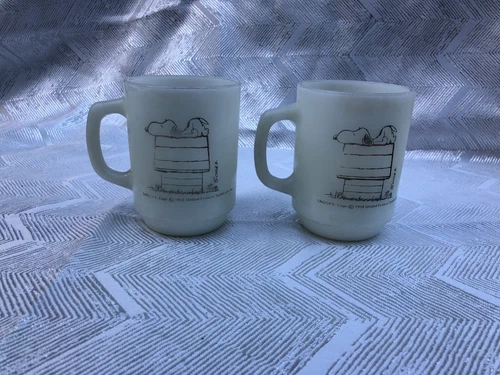 Antique Vintage 1958 Anchor Hocking Fire King Mug Snoopy Collectors piece Meaure