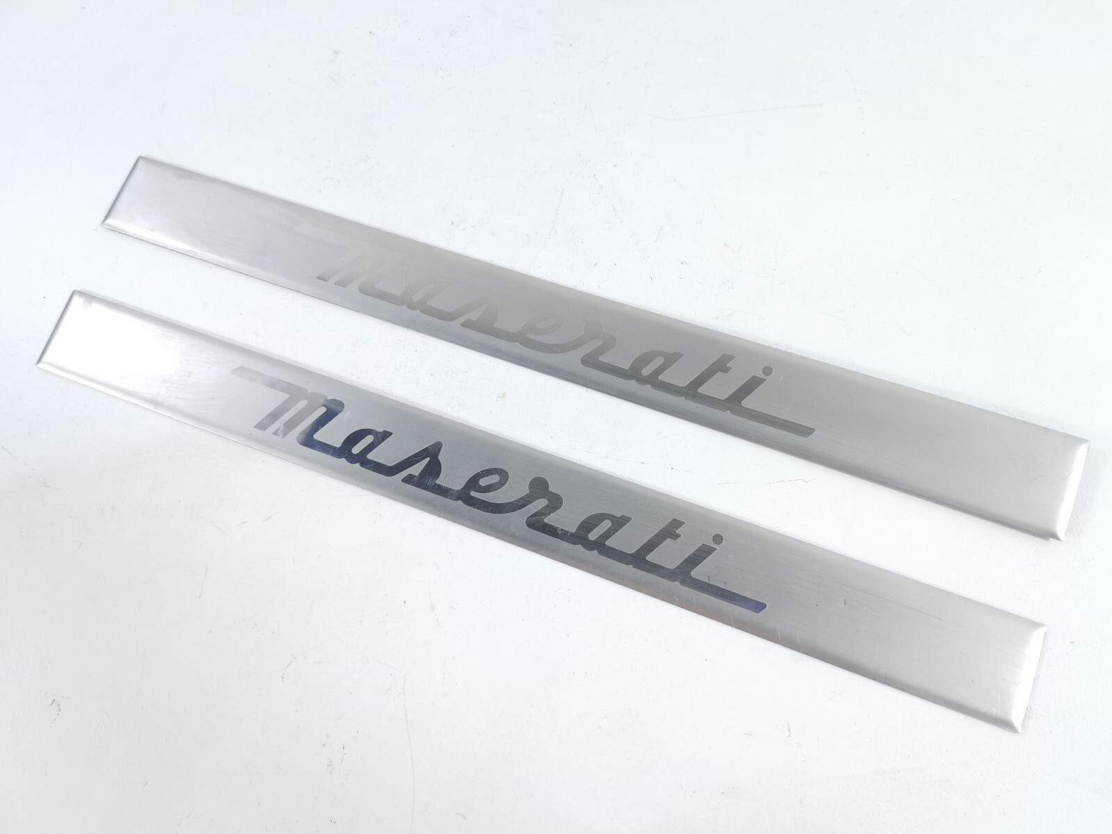 2014-2017 MASERATI Quattroporte Front R/L DOOR SILL SCUFF STEP PLATE SET X2 OEM.
