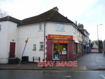 FOTO WORMLEY CAFE WORMLEY HERTFORDSHIRE DIESES CAFE LIEGT AN DER ECKE VON WHARF RO