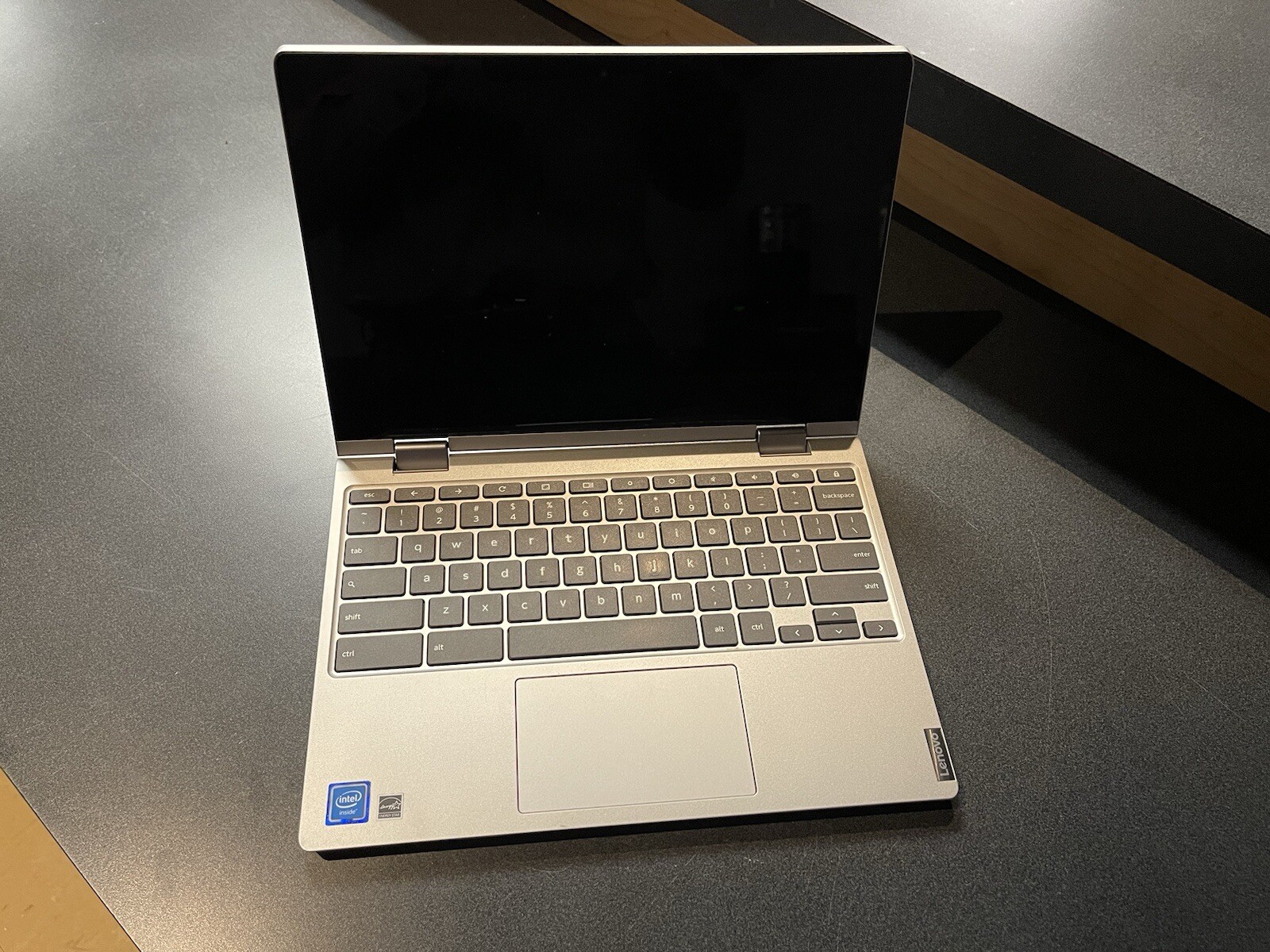 Lenovo Chromebook C340-11 Non-Functional Laptop for Parts or Repair-image