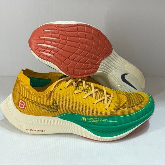 Nike zoomx vaporfly next% 2 mens running shoes size 13 us
