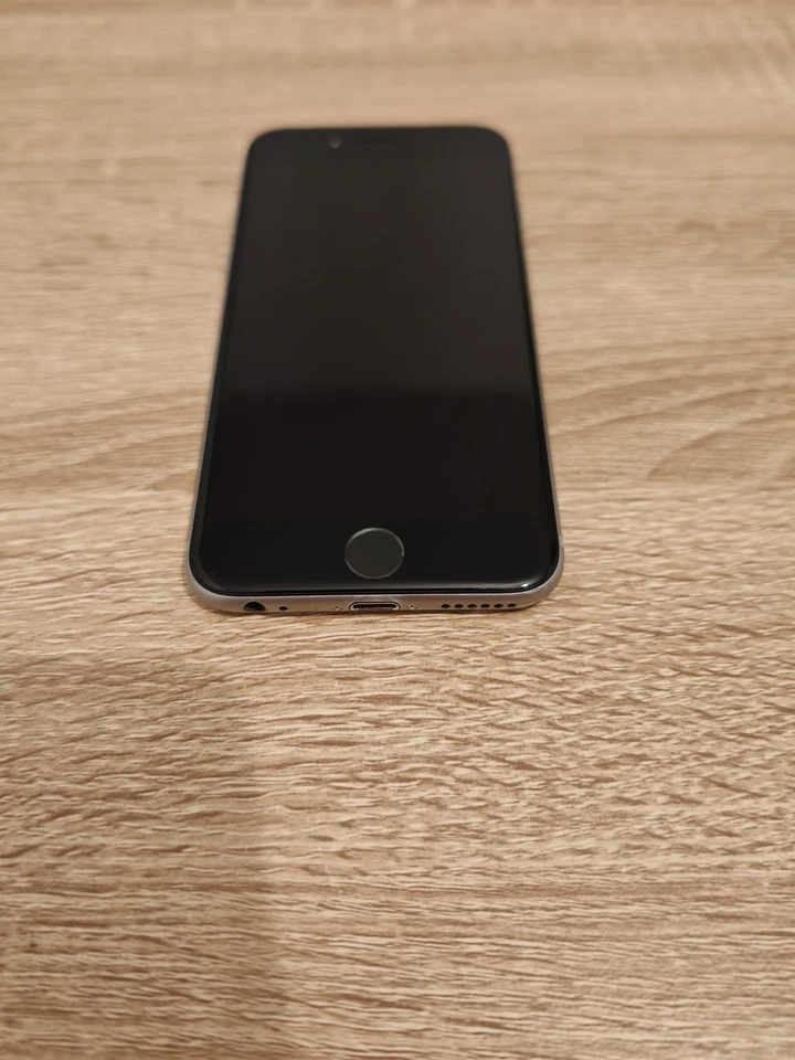 Apple iPhone 6 A1586 16GB - Space Gray (Unlocked) iOS 9.2 - Image 2 of 4