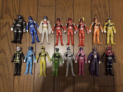 Super Sentai Hero Figure Set
