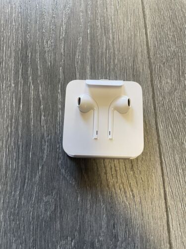 Earbuds Earphone Headset With Mic For Apple iPhone - Picture 1 of 2