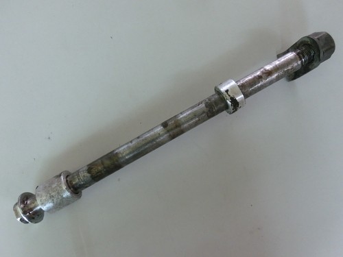 Honda CBX 750, RC17, 84-86, Hinterradachse, Achse Hinterrad, Schraube