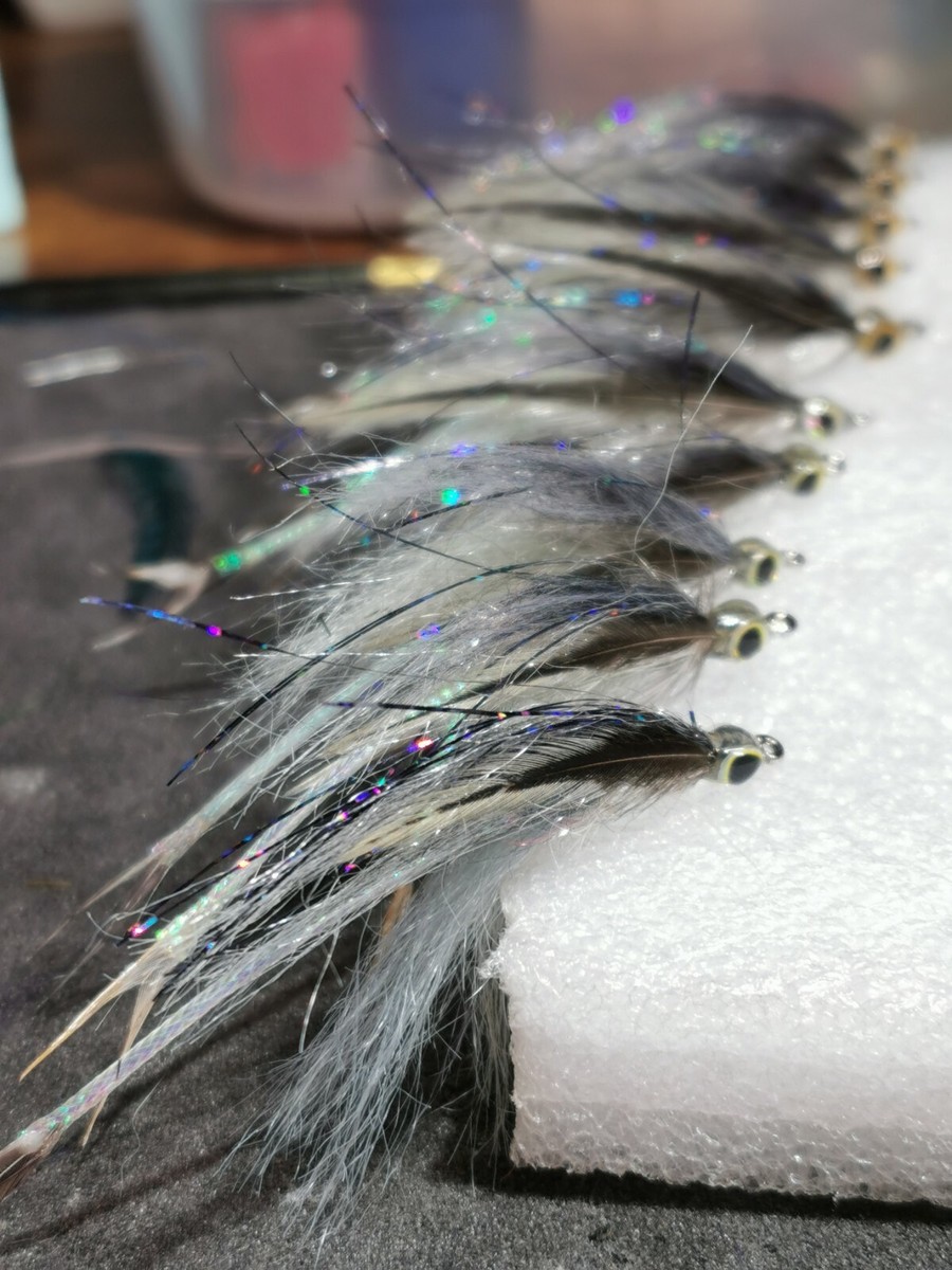 Esche A Mosca 3x ULTIMATE UK BASS Size2,10cm SALTWATER Flies BABY
