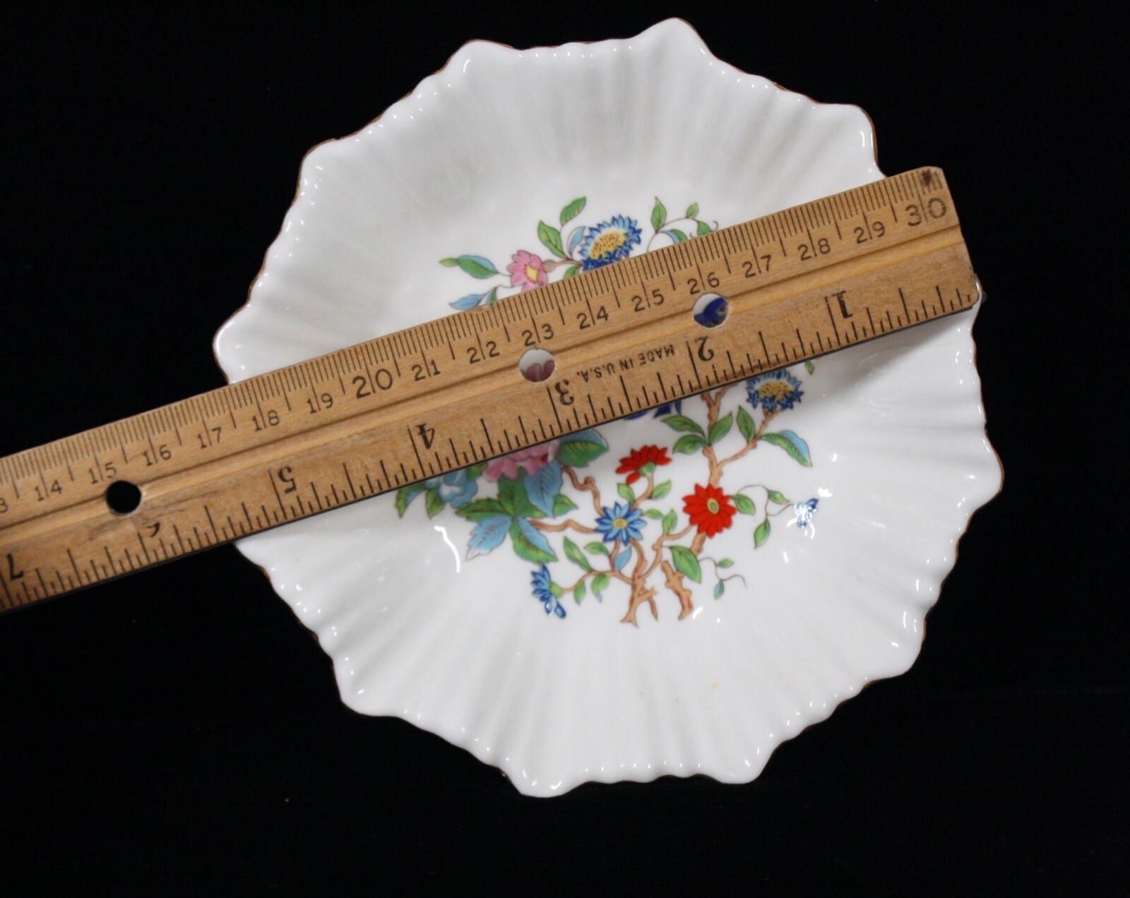 RARE! VINTAGE AYNSLEY PEMBROKE PATTERN SMALL DISH 5 1/2