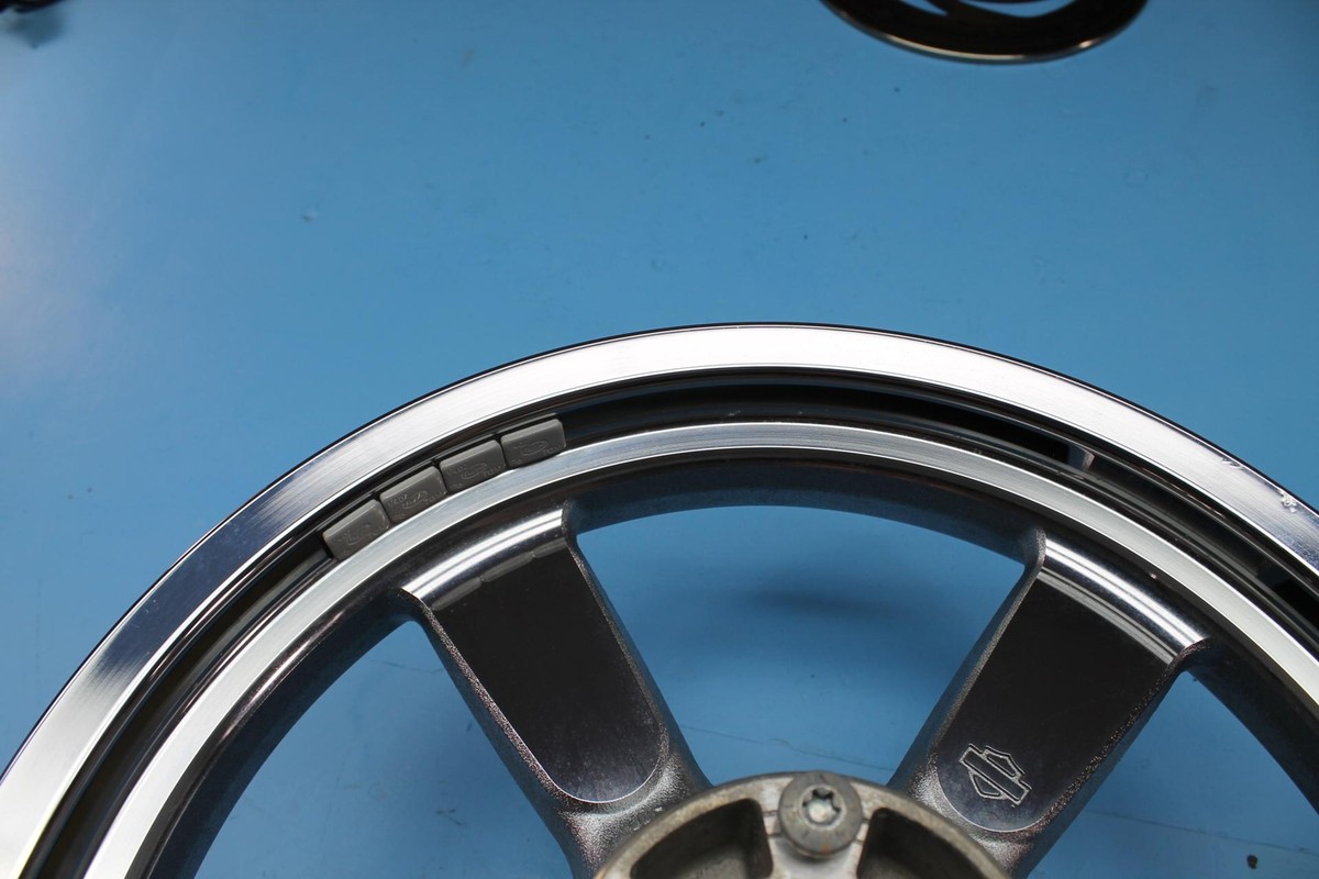 1347 12 HARLEY-DAVIDSON SPORTSTER CUSTOM REAR WHEEL BACK RIM 5