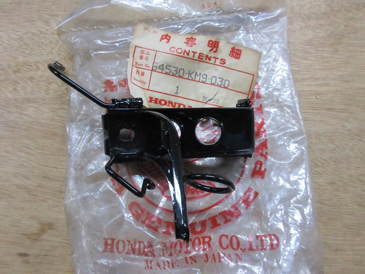vintage an・an no.25 vintage an・an no.25 Honda NS400RF Right Hand Fairing Stay NOS
