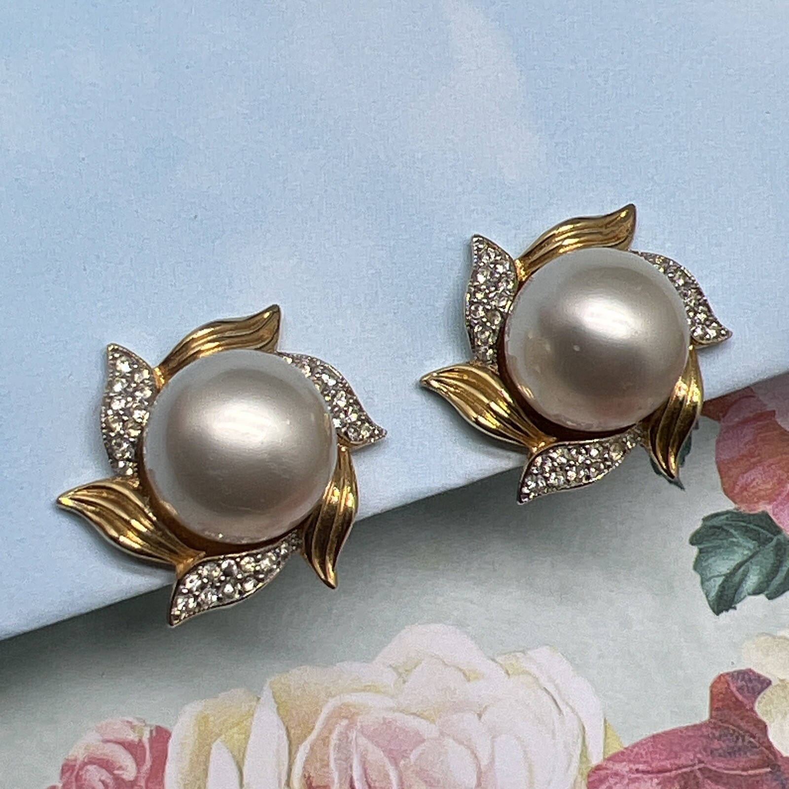 VINTAGE KENNETH JAY LANE KJL Baroque Pearl Gold &… - image 1